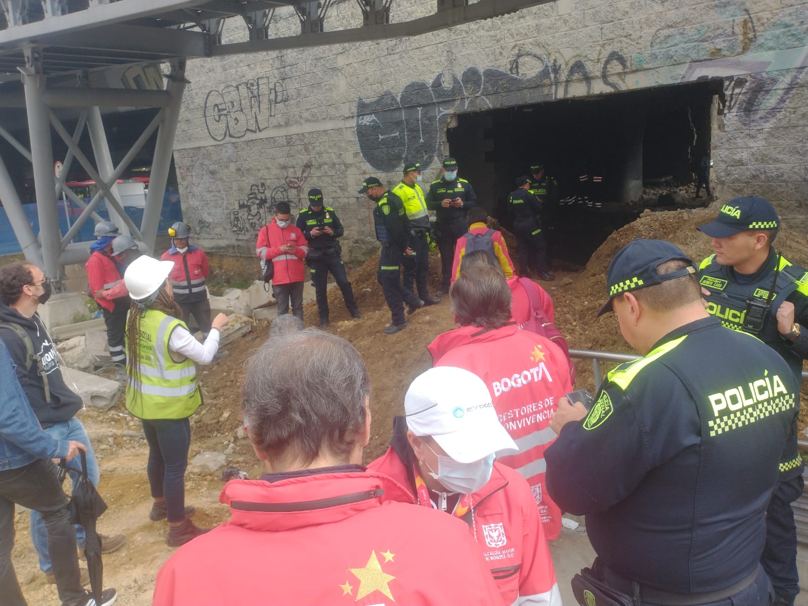 Operativo interinstitucional refuerza la seguridad y recuperación del espacio público en la Calle 100 con Autopista Norte